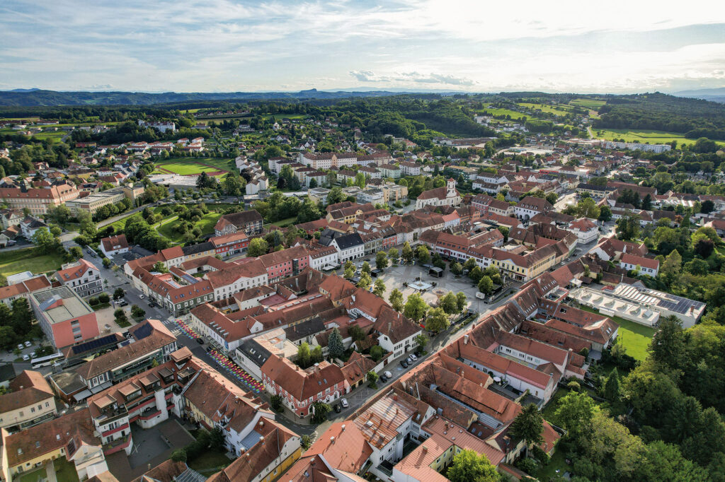 Fürstenfeld von oben